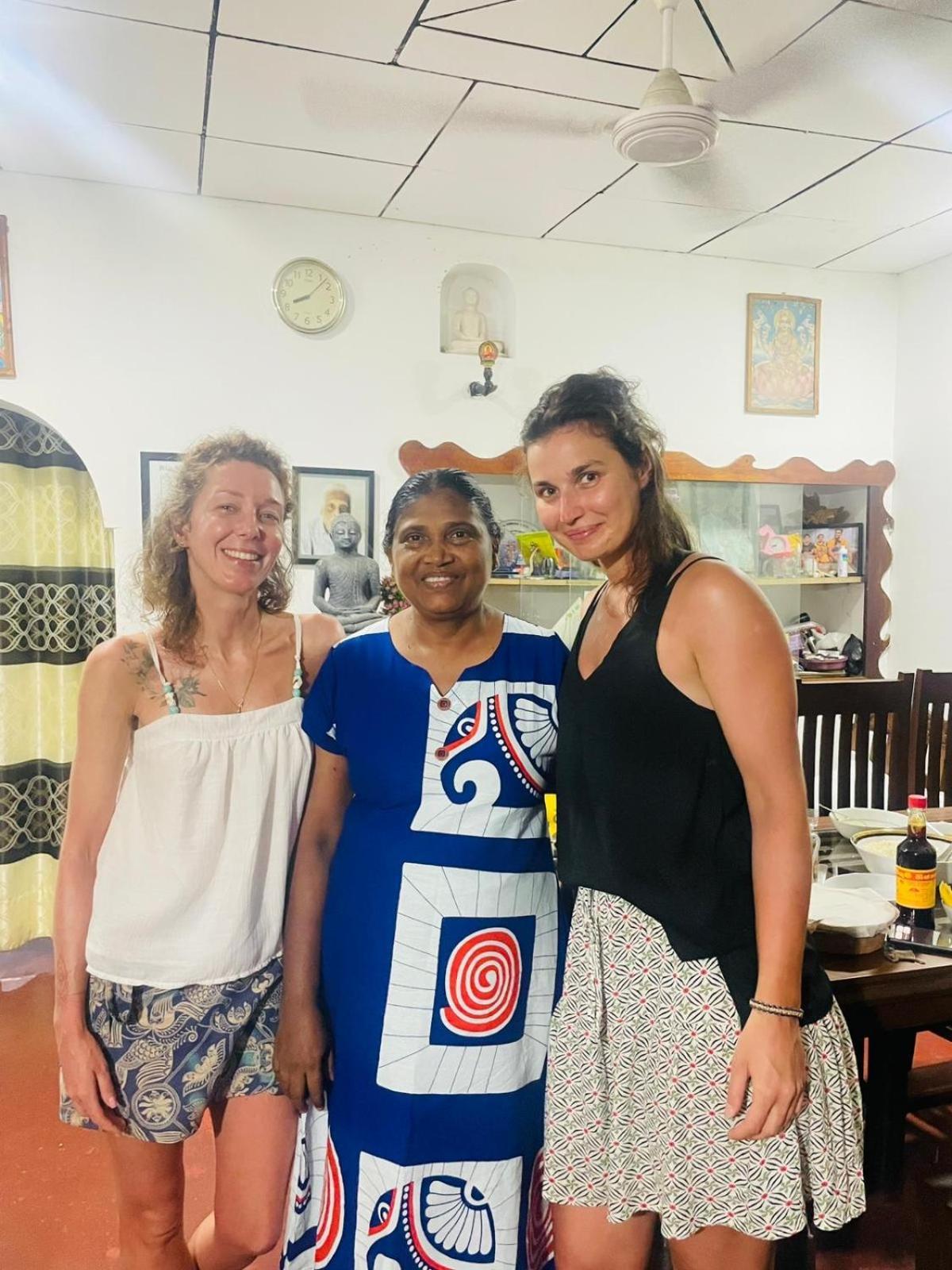 Chithra Homestay Тангале Екстериор снимка