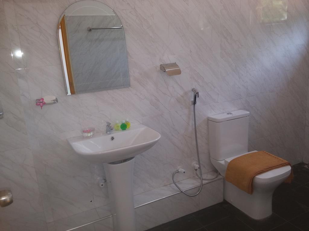 Chithra Homestay Тангале Екстериор снимка