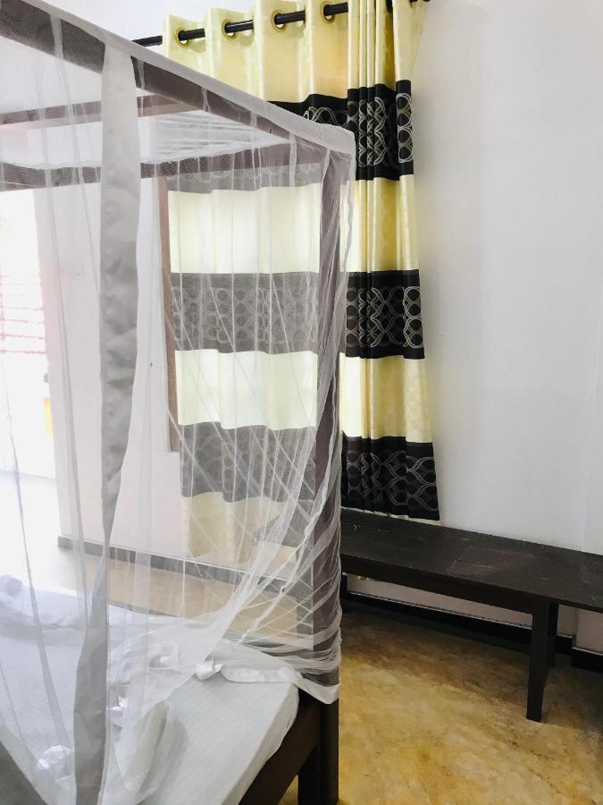 Chithra Homestay Тангале Екстериор снимка