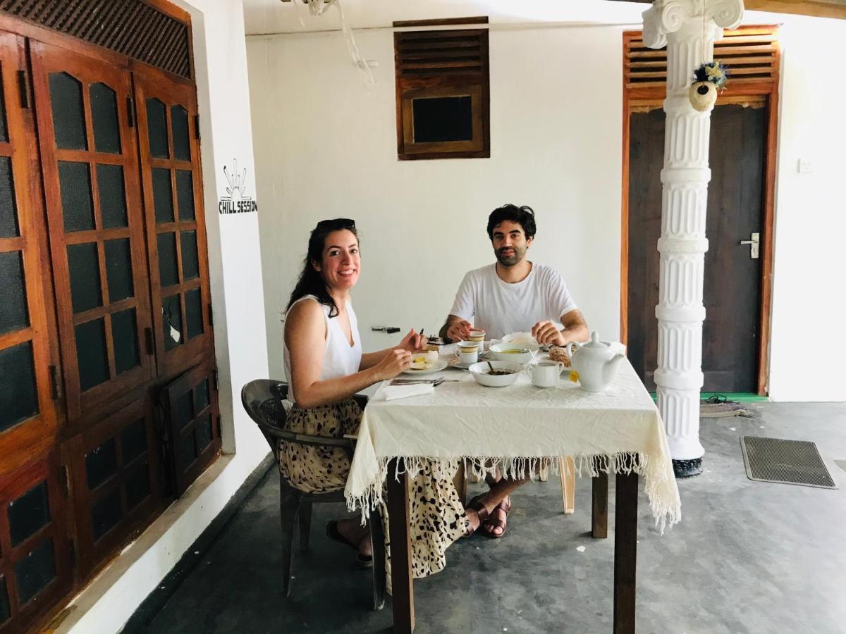 Chithra Homestay Тангале Екстериор снимка